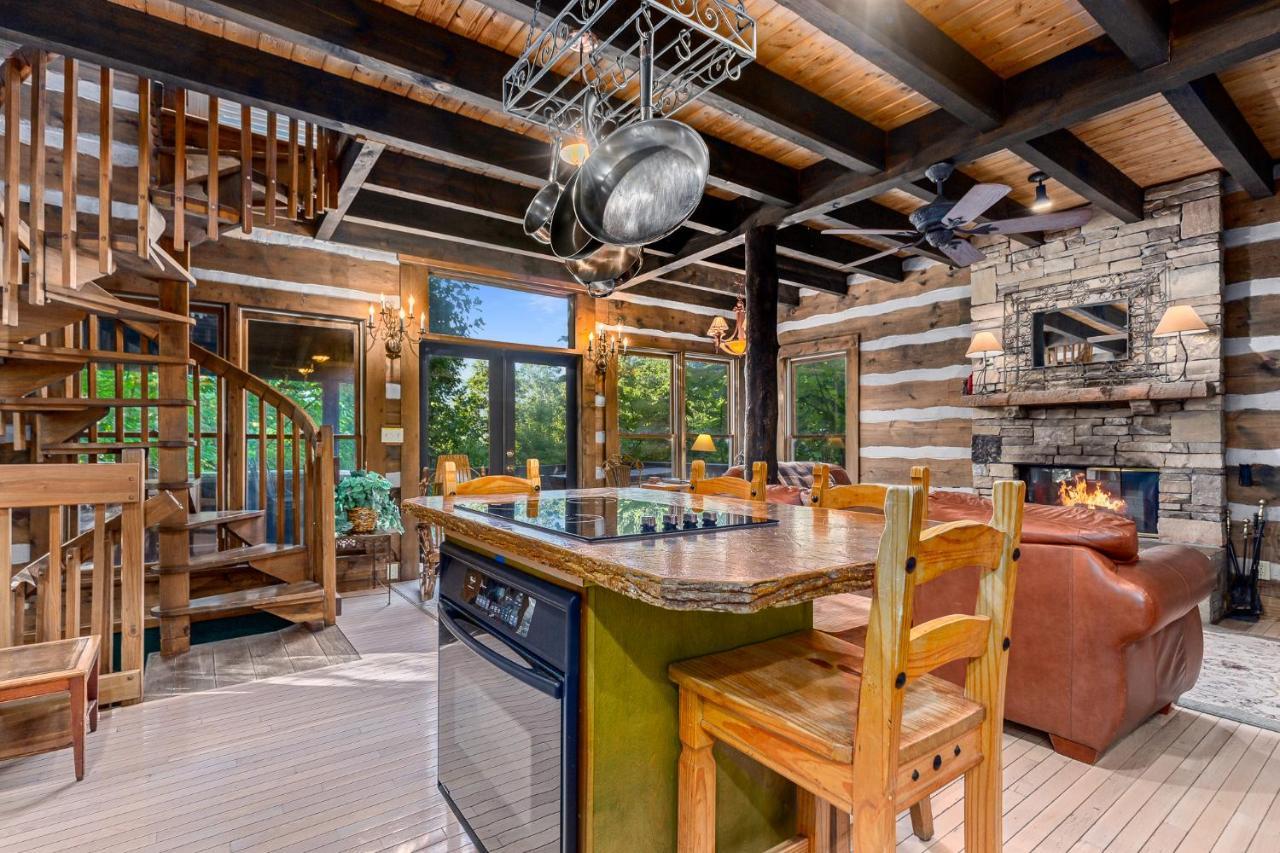 Little Bear Villa Gatlinburg Exterior photo